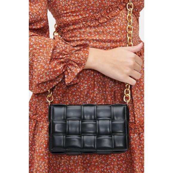 Urban Expressions Presley Holden Crossbody - Picture 3 of 5